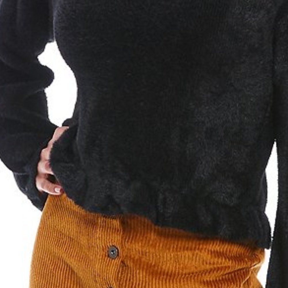NWT CHELSEA & VIOLET Short Eyelash Peplum Sweater - Picture 4 of 6
